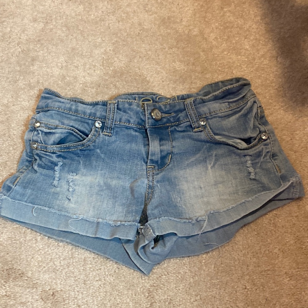 Ripped Jean shorts